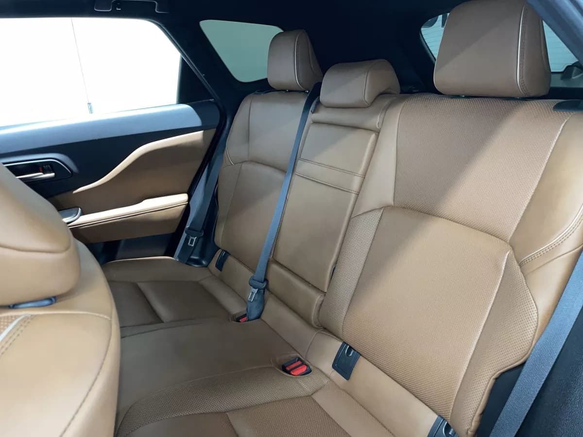 Toyota Crown Signia 2025 — photo 25