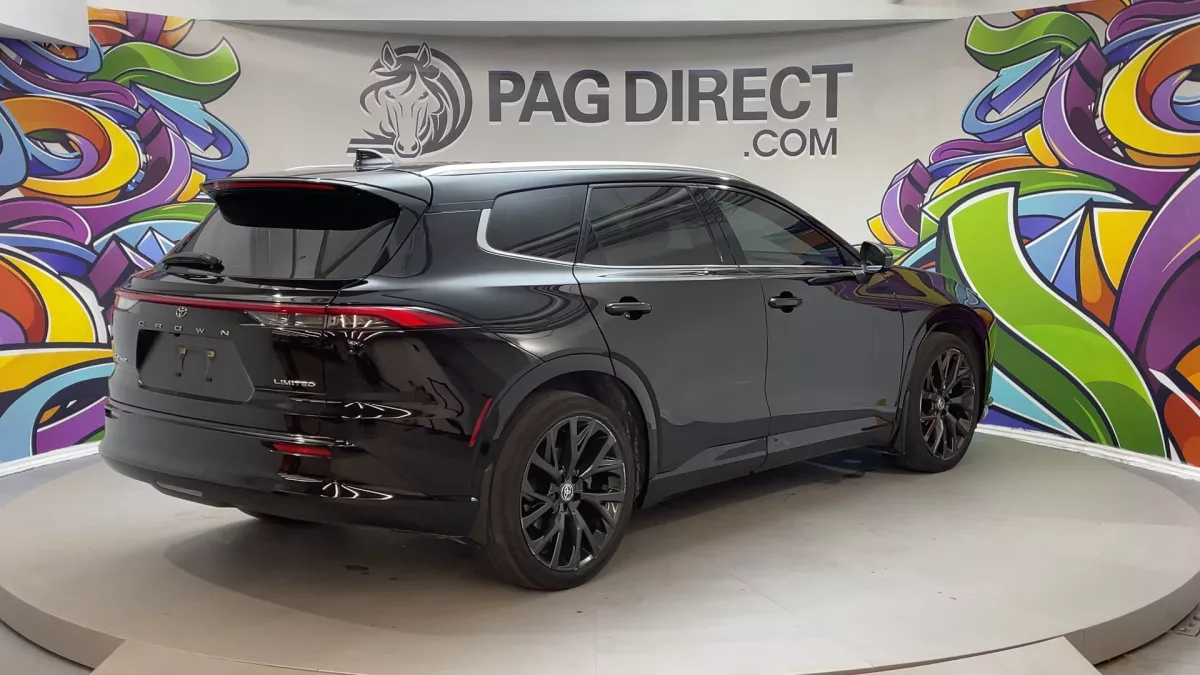 Toyota Crown Signia 2025 — photo 8