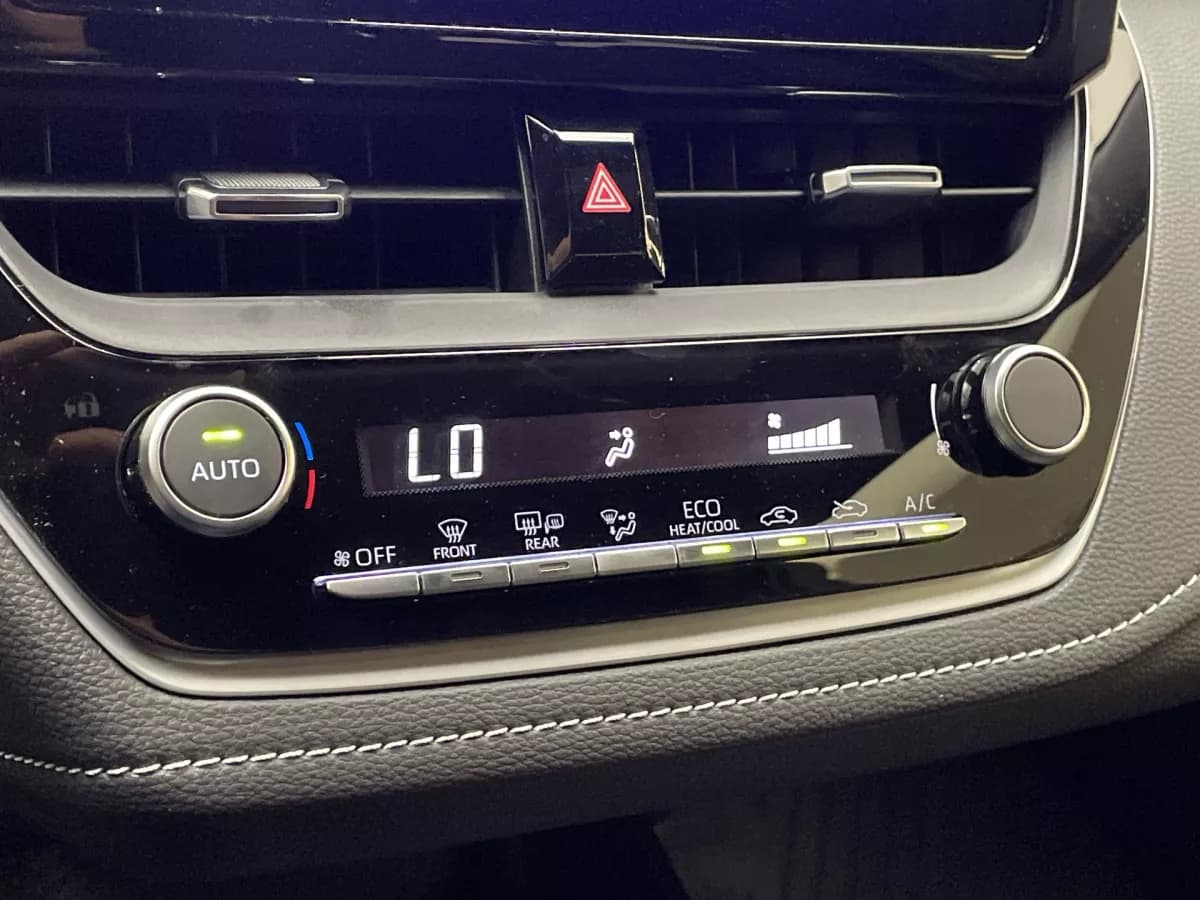 Toyota Corolla Hatchback 2026 — photo 16