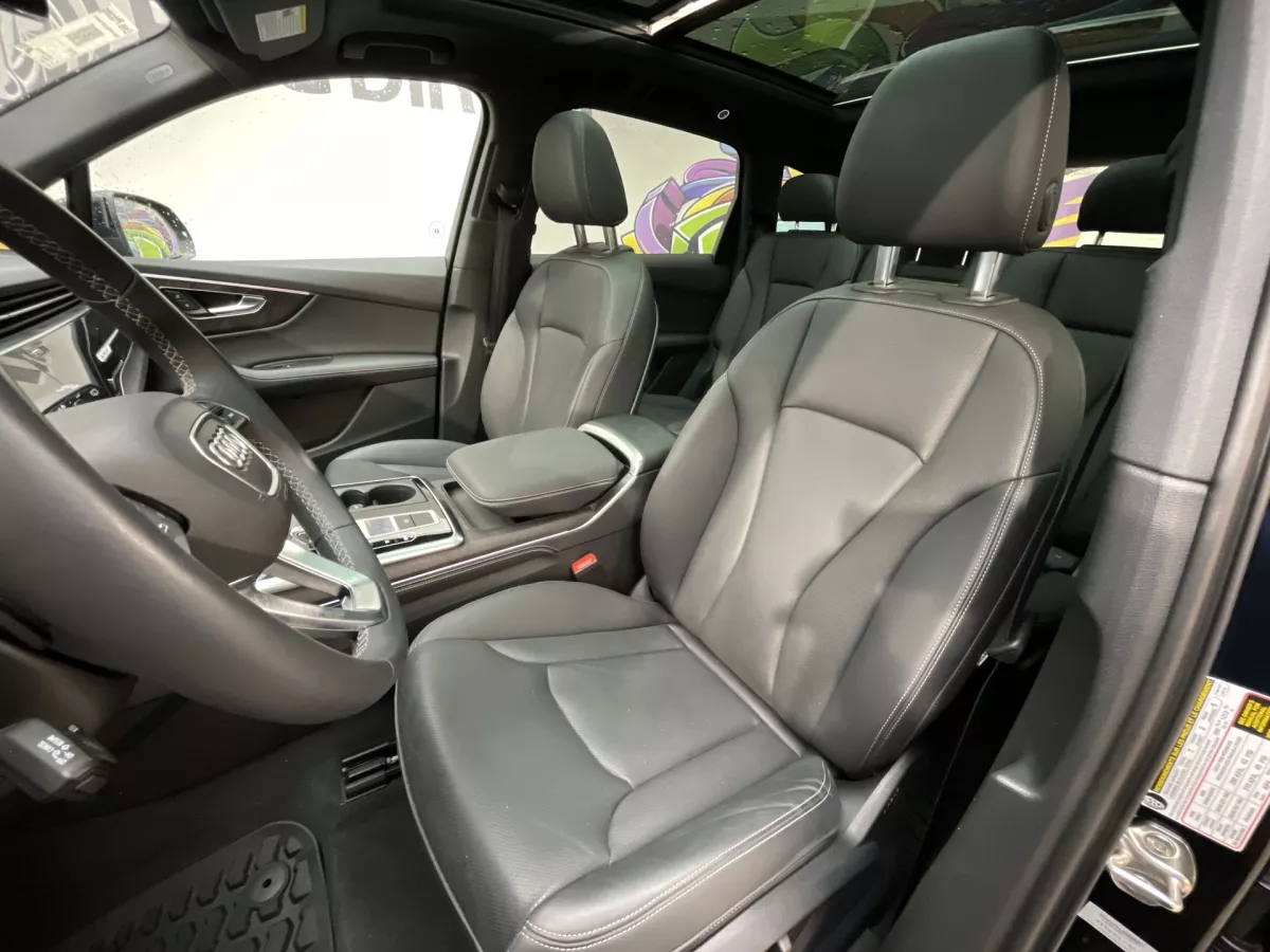 Audi Q7 2025 — photo 13