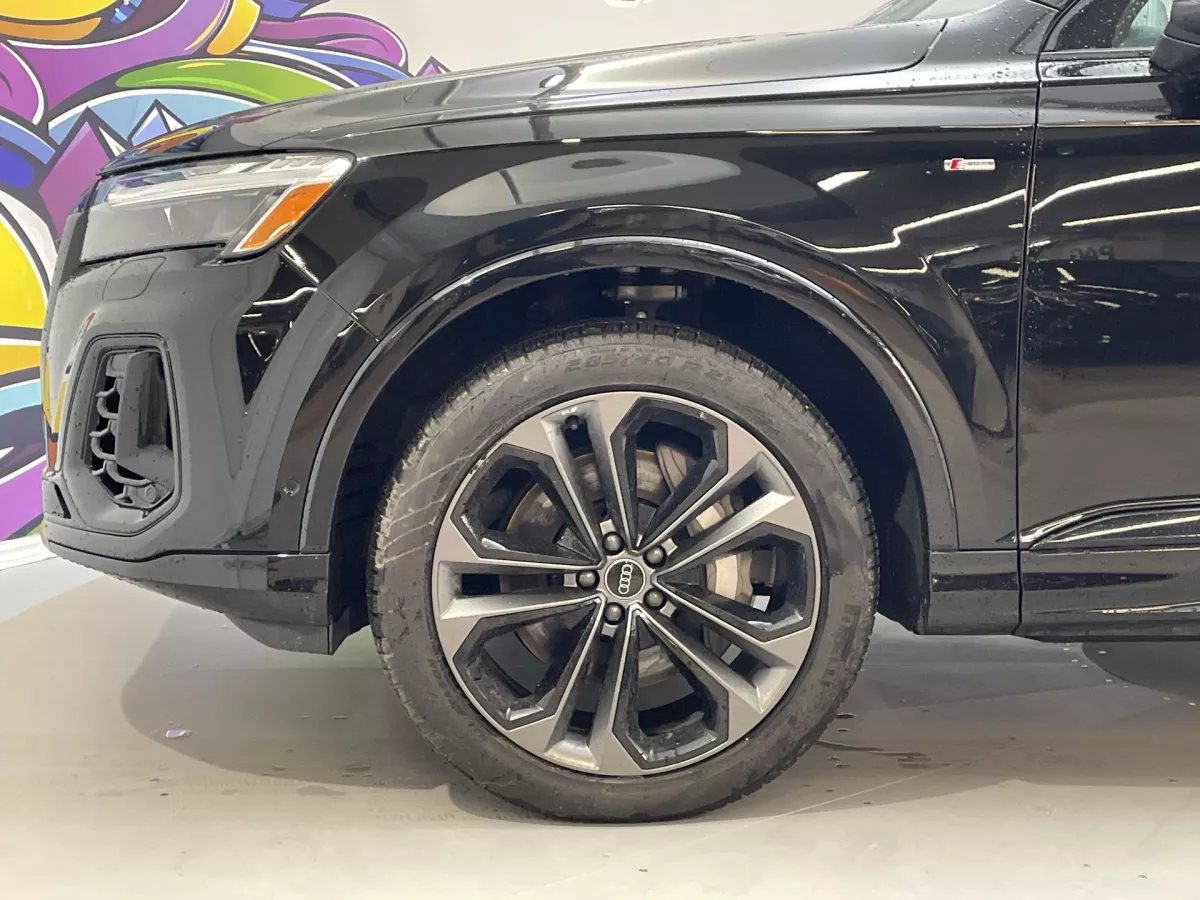 Audi Q7 2025 — photo 19