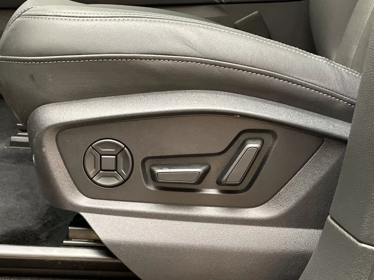 Audi Q7 2025 — photo 14