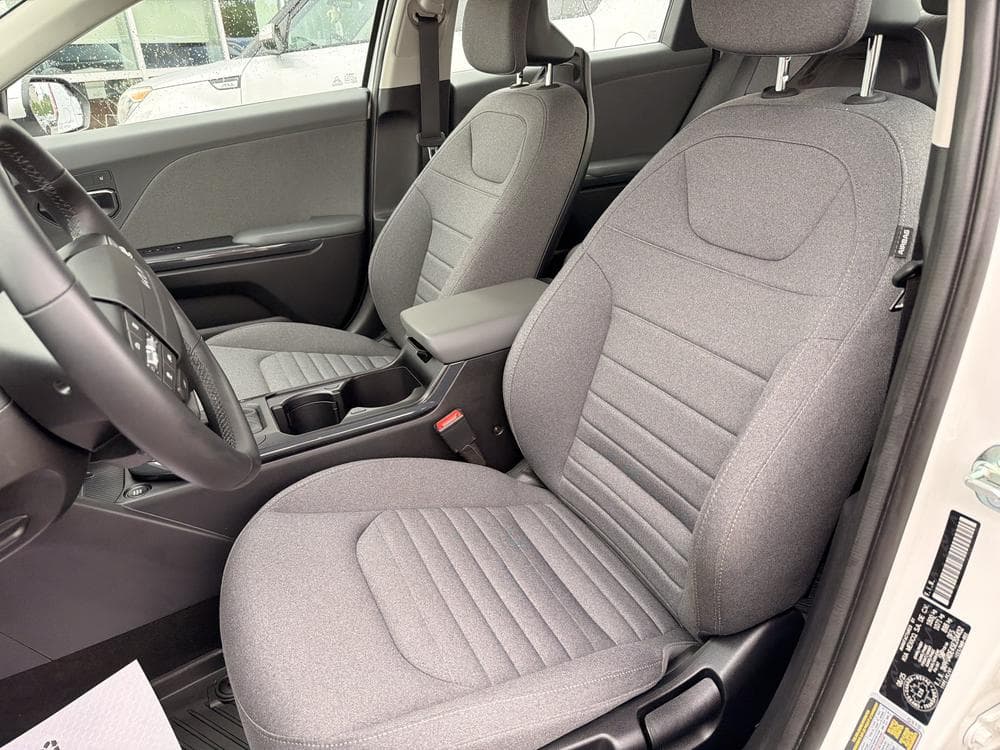 Kia K4 EX 2025 — photo 17