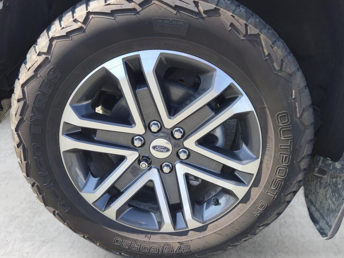 Ford F-150 2023 — photo 9
