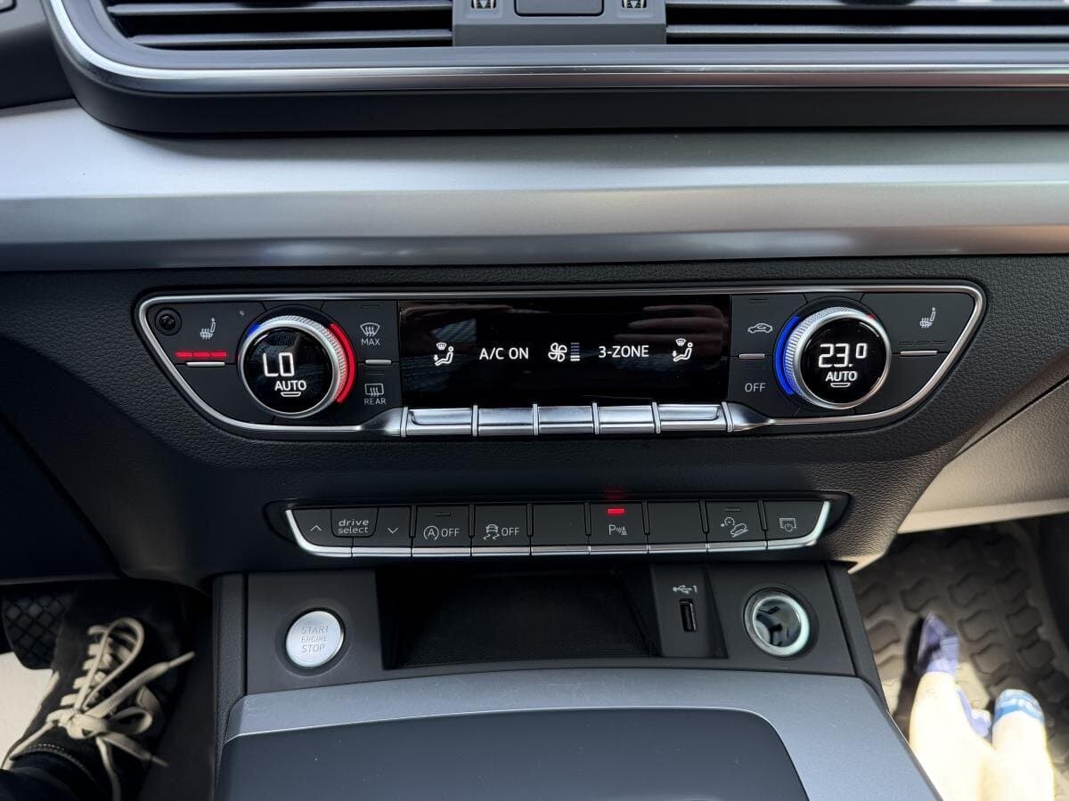 Audi Q5 2023 — photo 20