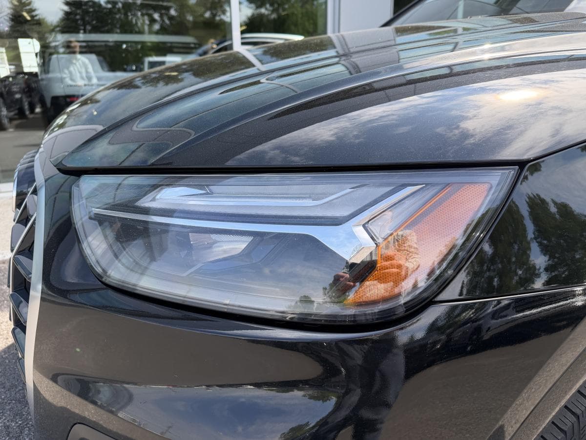 Audi Q5 2023 — photo 9