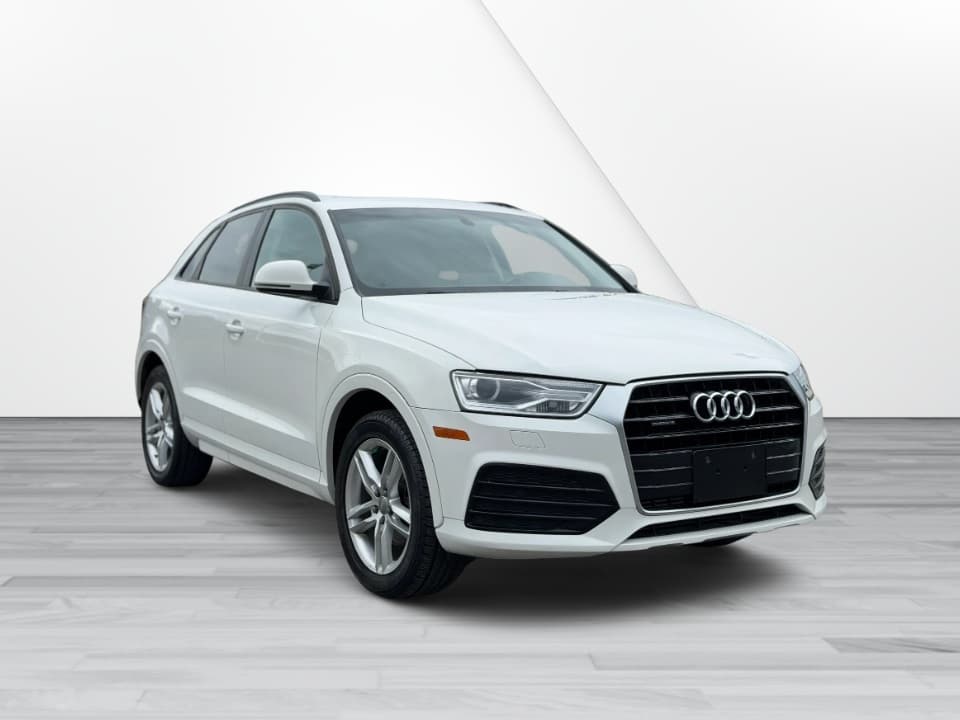 Audi Q3 2018 — photo 3