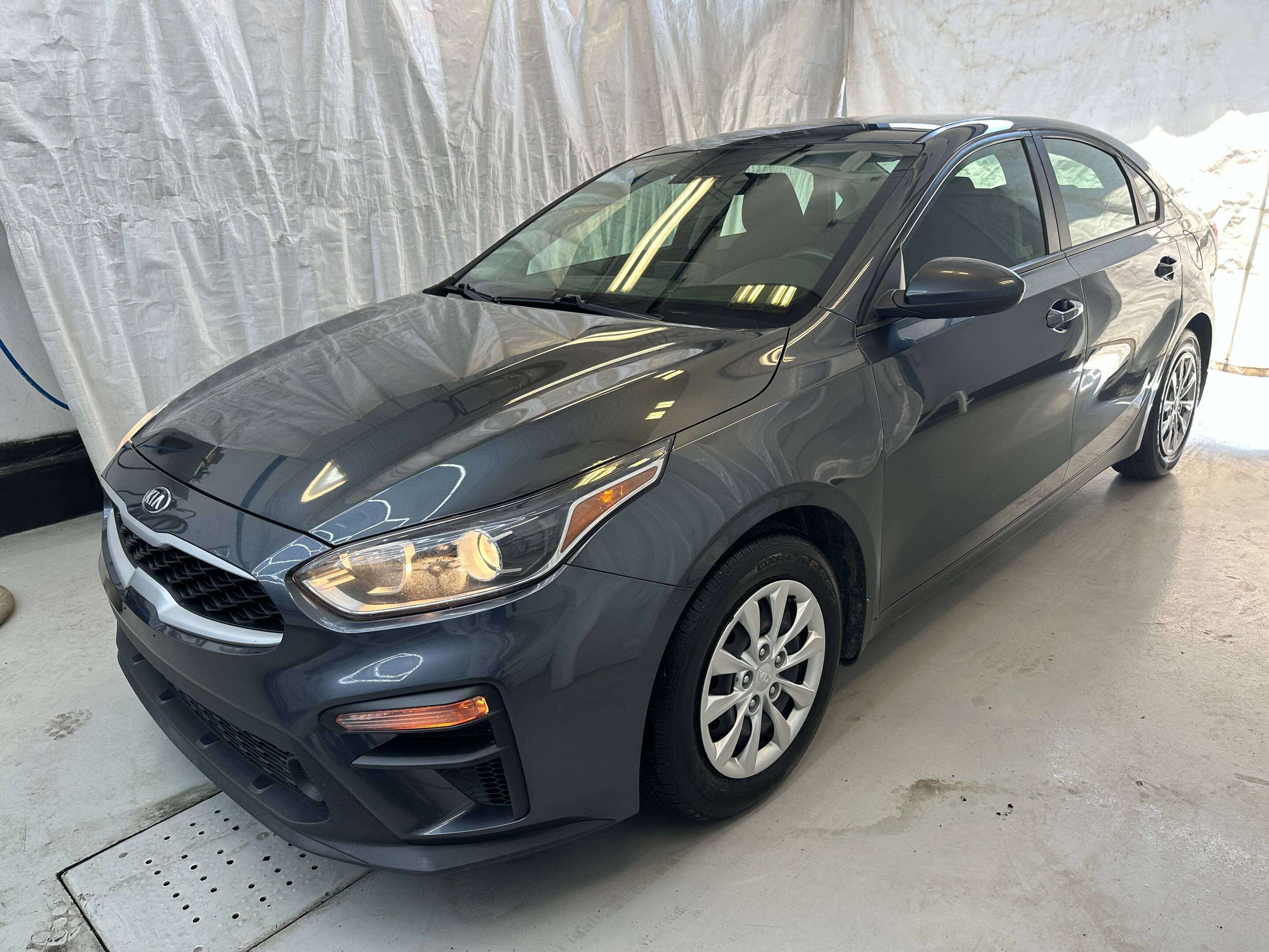 Kia Forte 2019 — photo 2