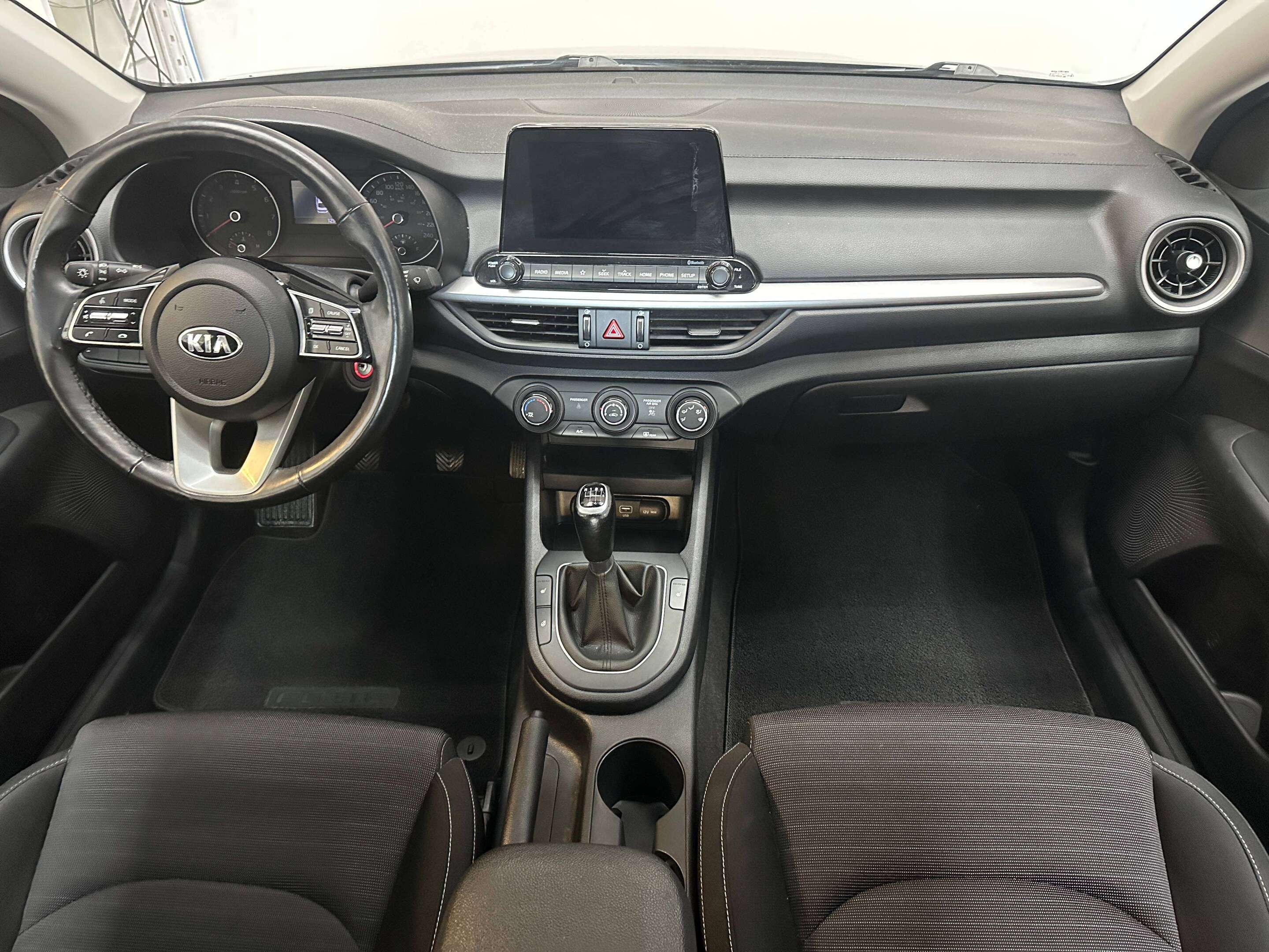 Kia Forte 2019 — photo 4