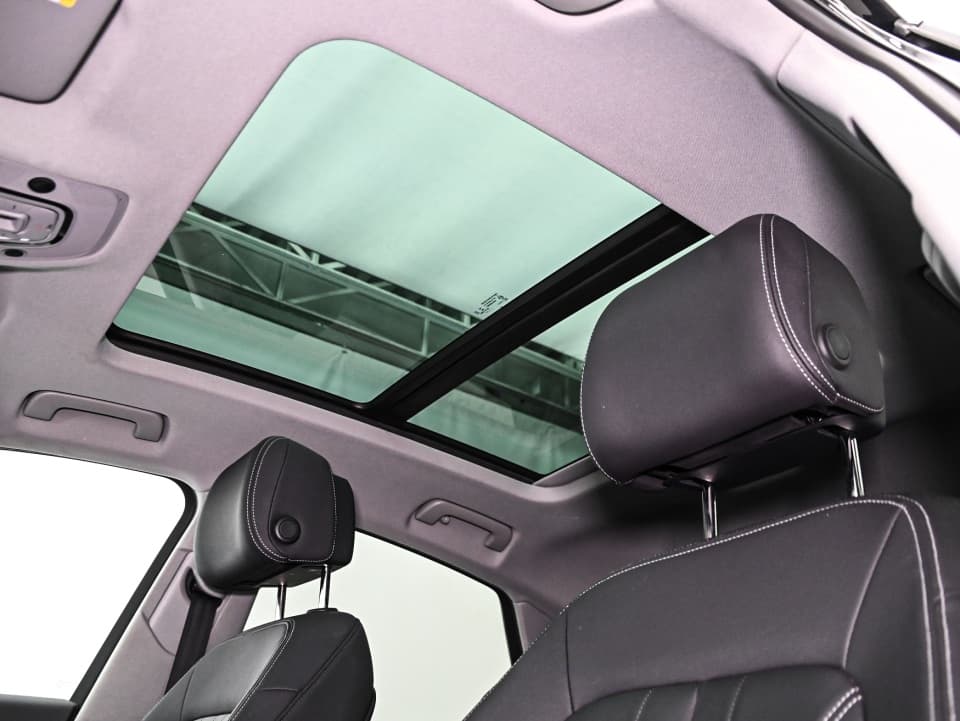 Audi Q5 2022 — photo 13