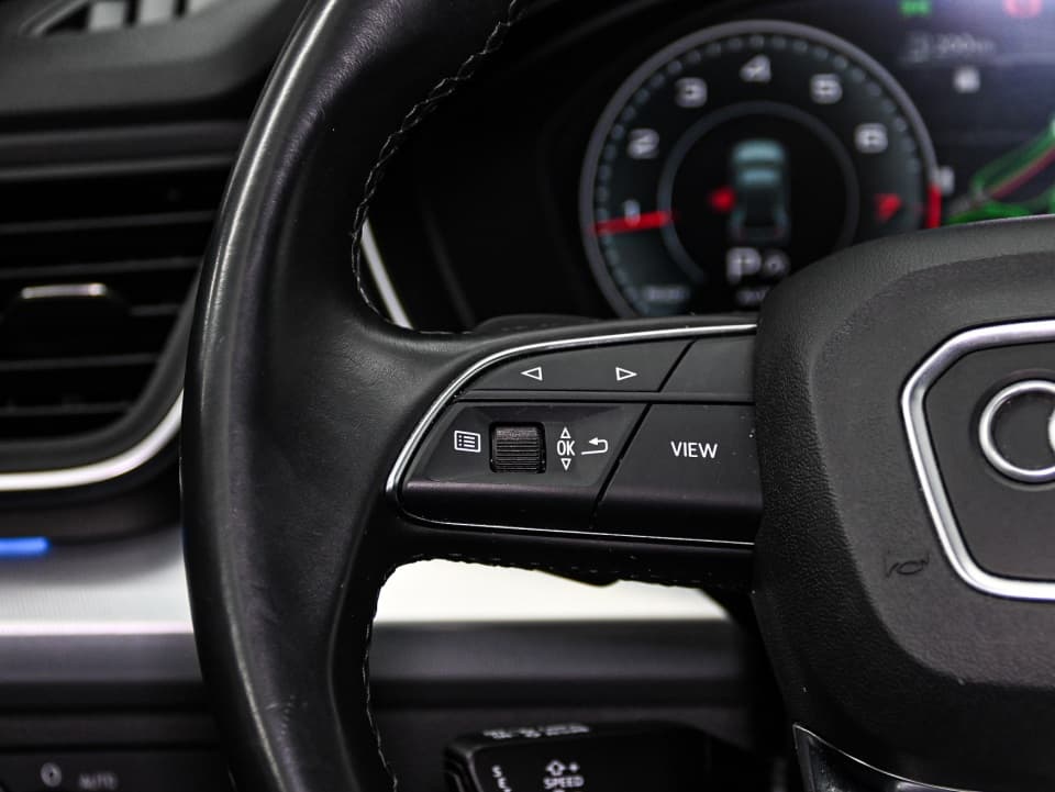 Audi Q5 2022 — photo 21