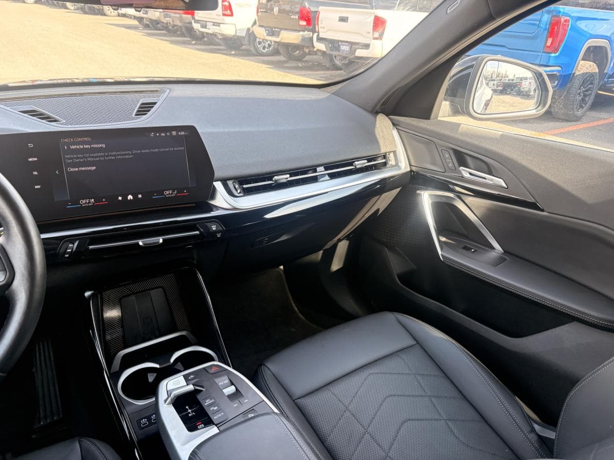 BMW X2 2025 — photo 17