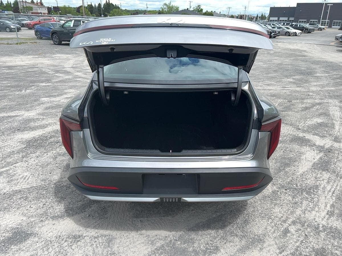 Kia K4 2025 — photo 13