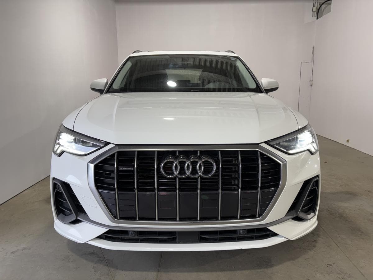 Audi Q3 2024 — photo 3