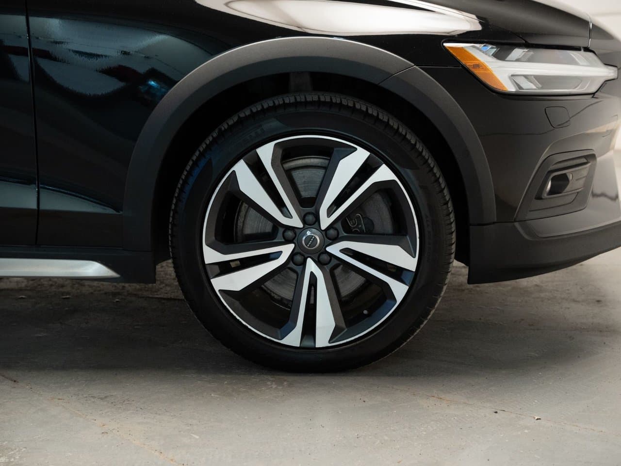 Volvo V60 2024 — photo 6