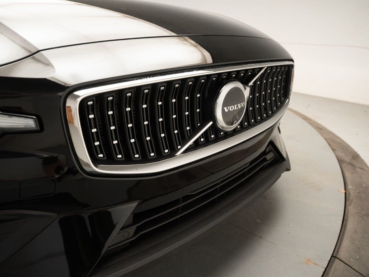 Volvo V60 2024 — photo 7