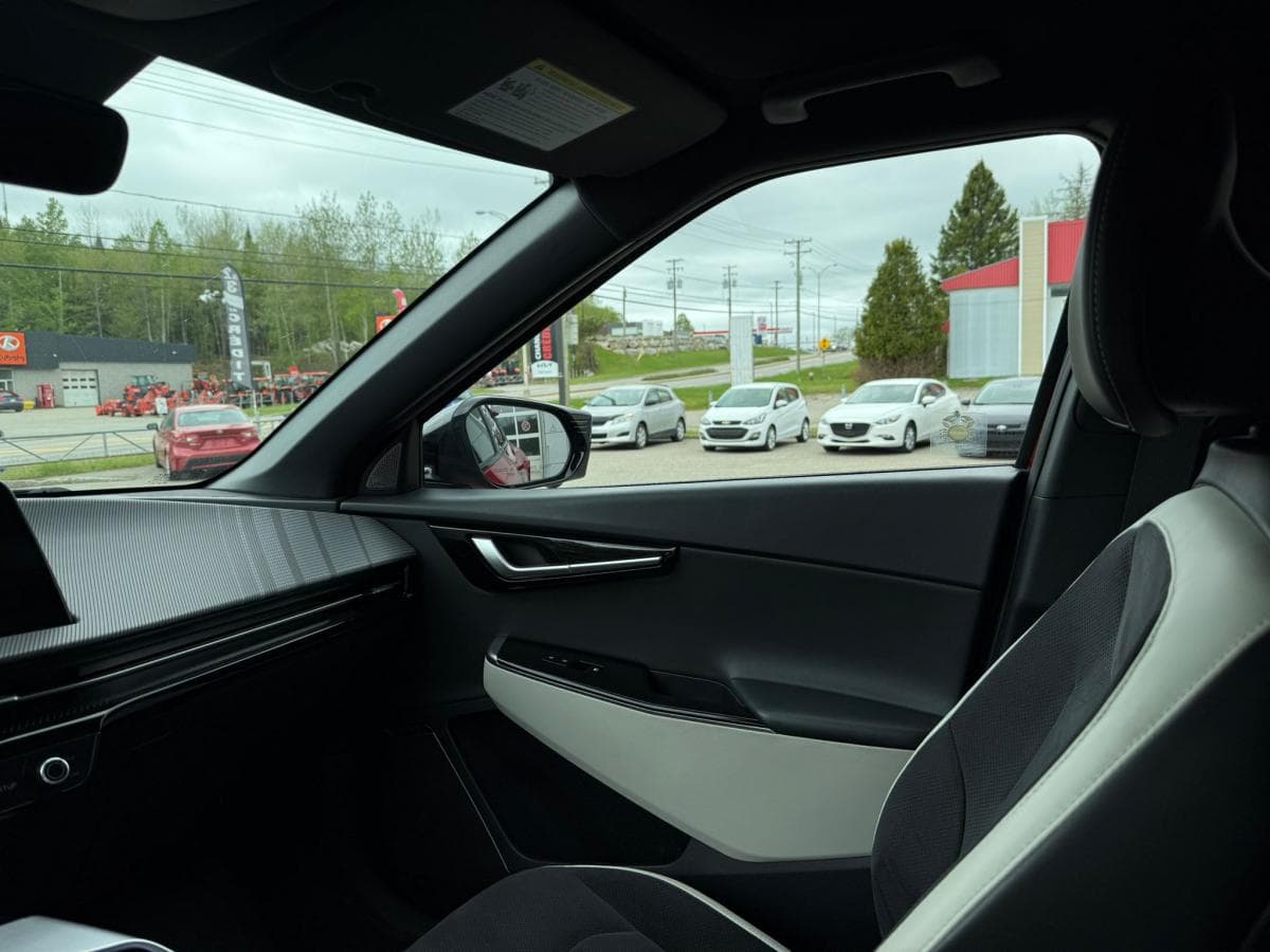Kia EV6 2024 — photo 14