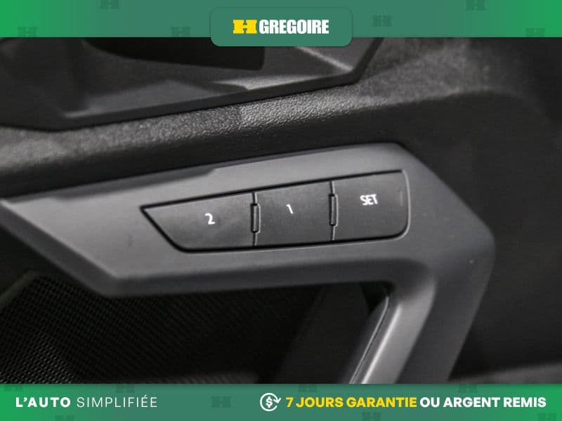 Audi A3 2023 — photo 19