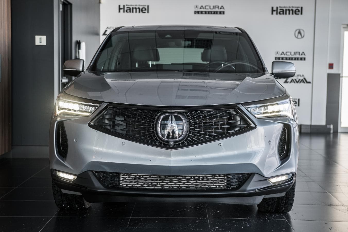 Acura RDX 2023 — photo 2