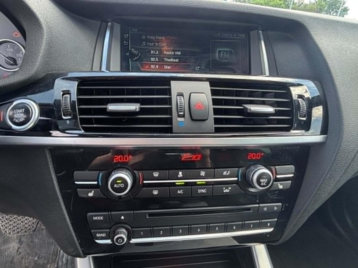 BMW X3 2017 — photo 12