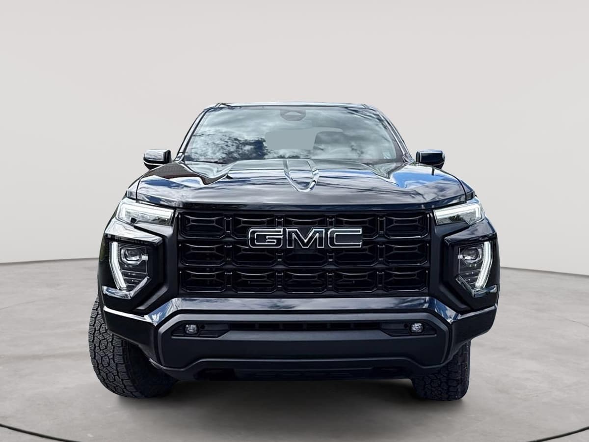 GMC Canyon 2023 — photo 8