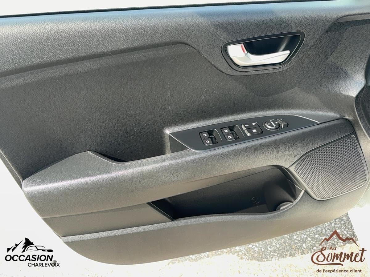 Kia Rio5 2022 — photo 7