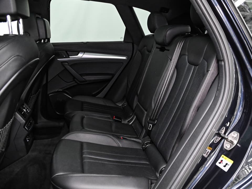 Audi Q5 2020 — photo 15