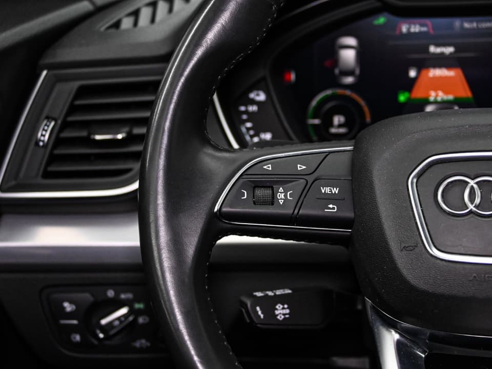 Audi Q5 2020 — photo 20