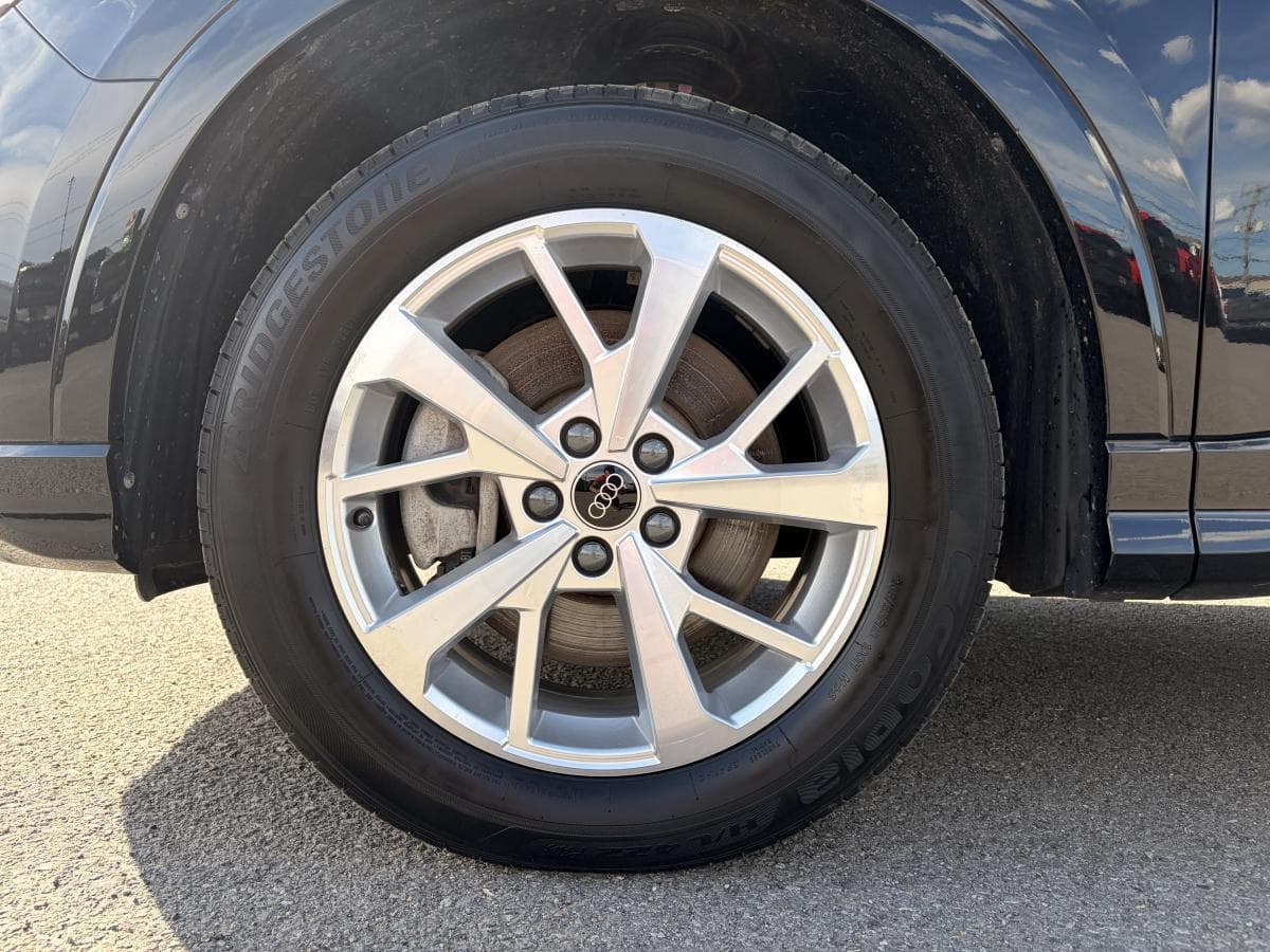 Audi Q3 2025 — photo 10