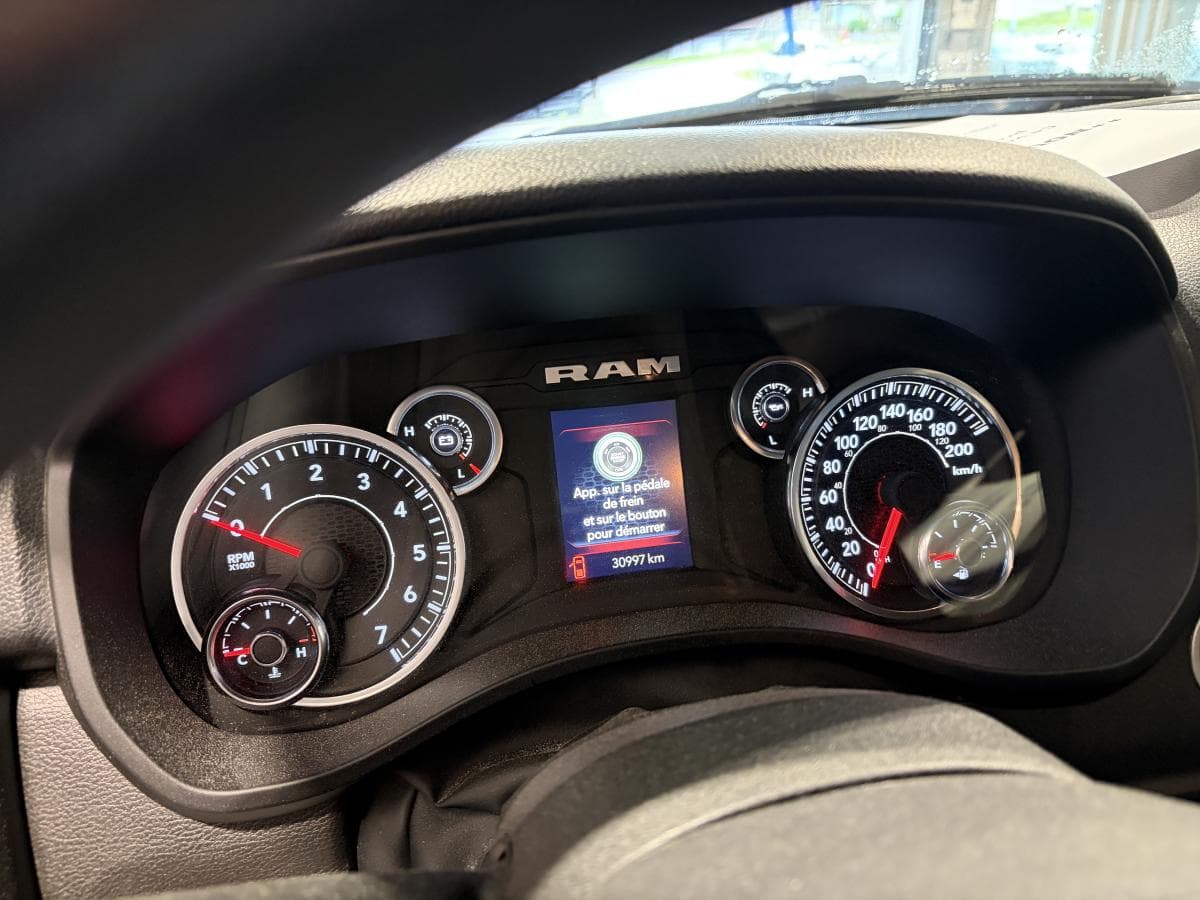 RAM 1500 2025 — photo 10