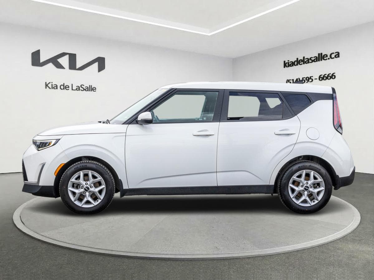 Kia Soul 2023 — photo 3