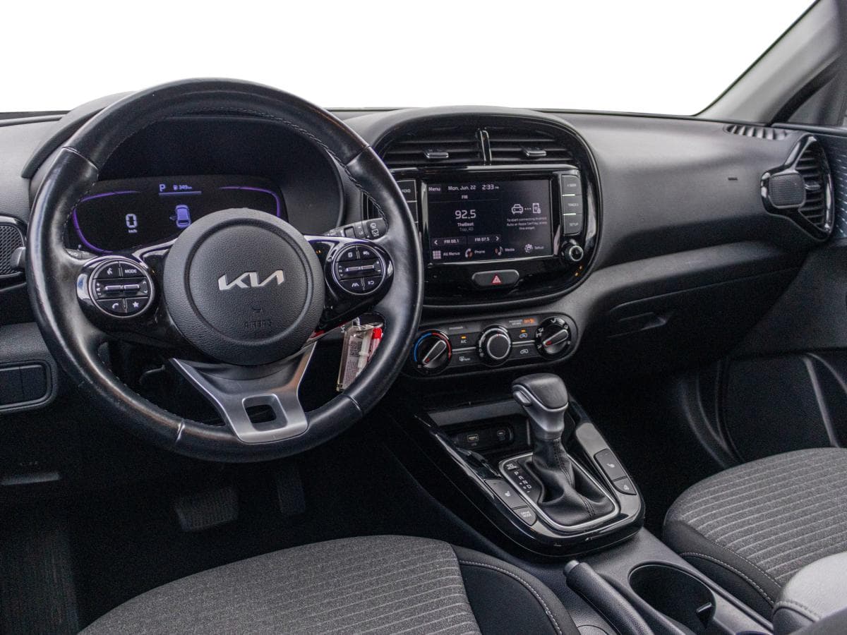 Kia Soul 2023 — photo 9