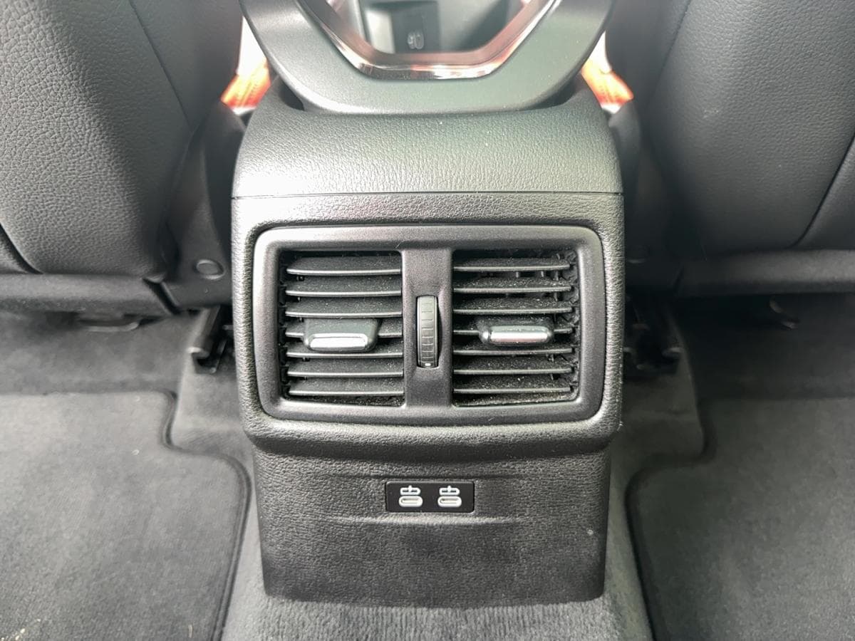 BMW X2 2021 — photo 12