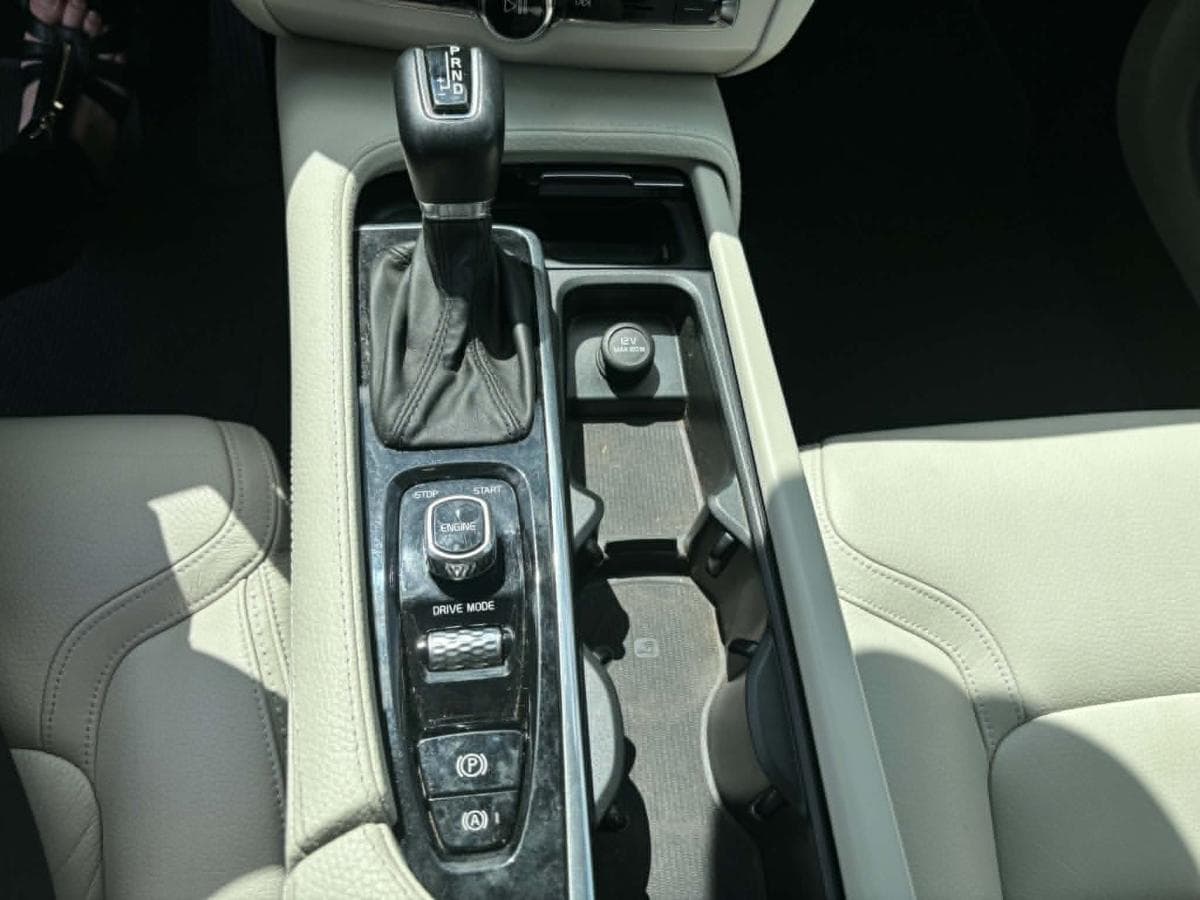 Volvo V90 2017 — photo 10
