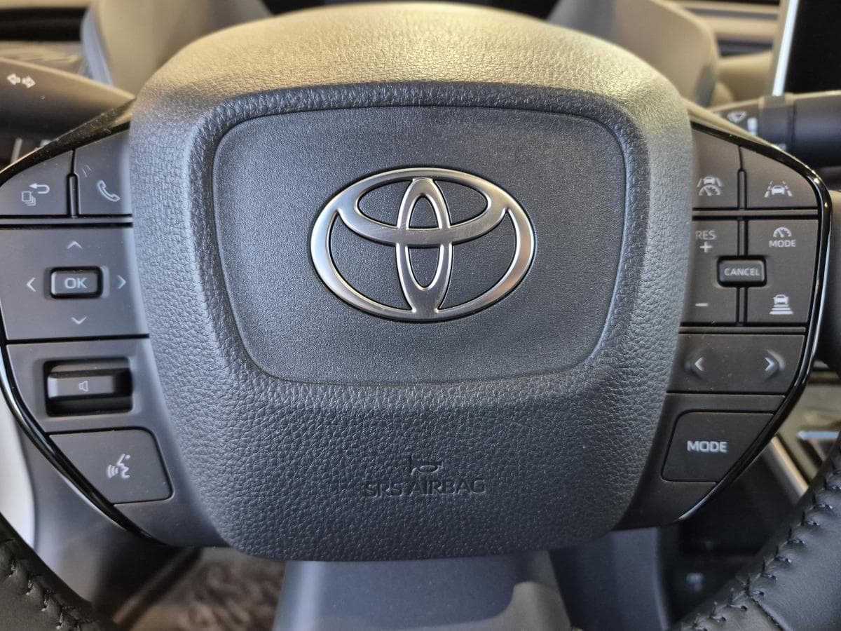 Toyota bZ 2025 — photo 7