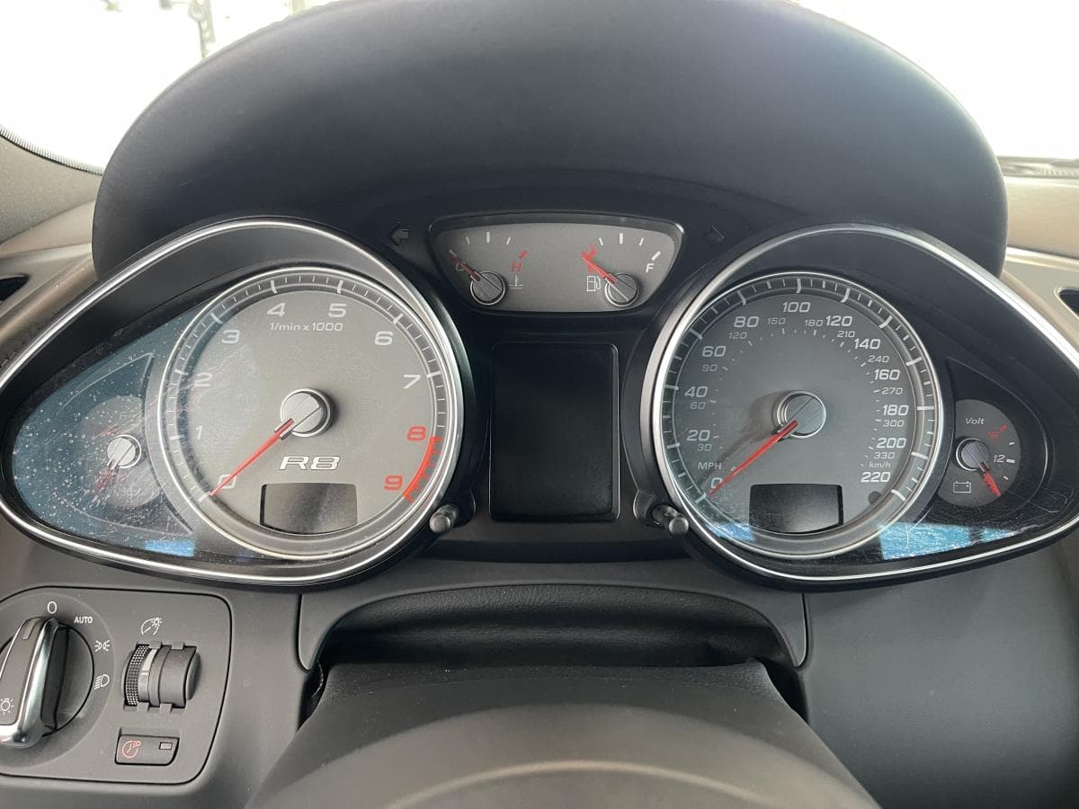 Audi R8 2008 — photo 11