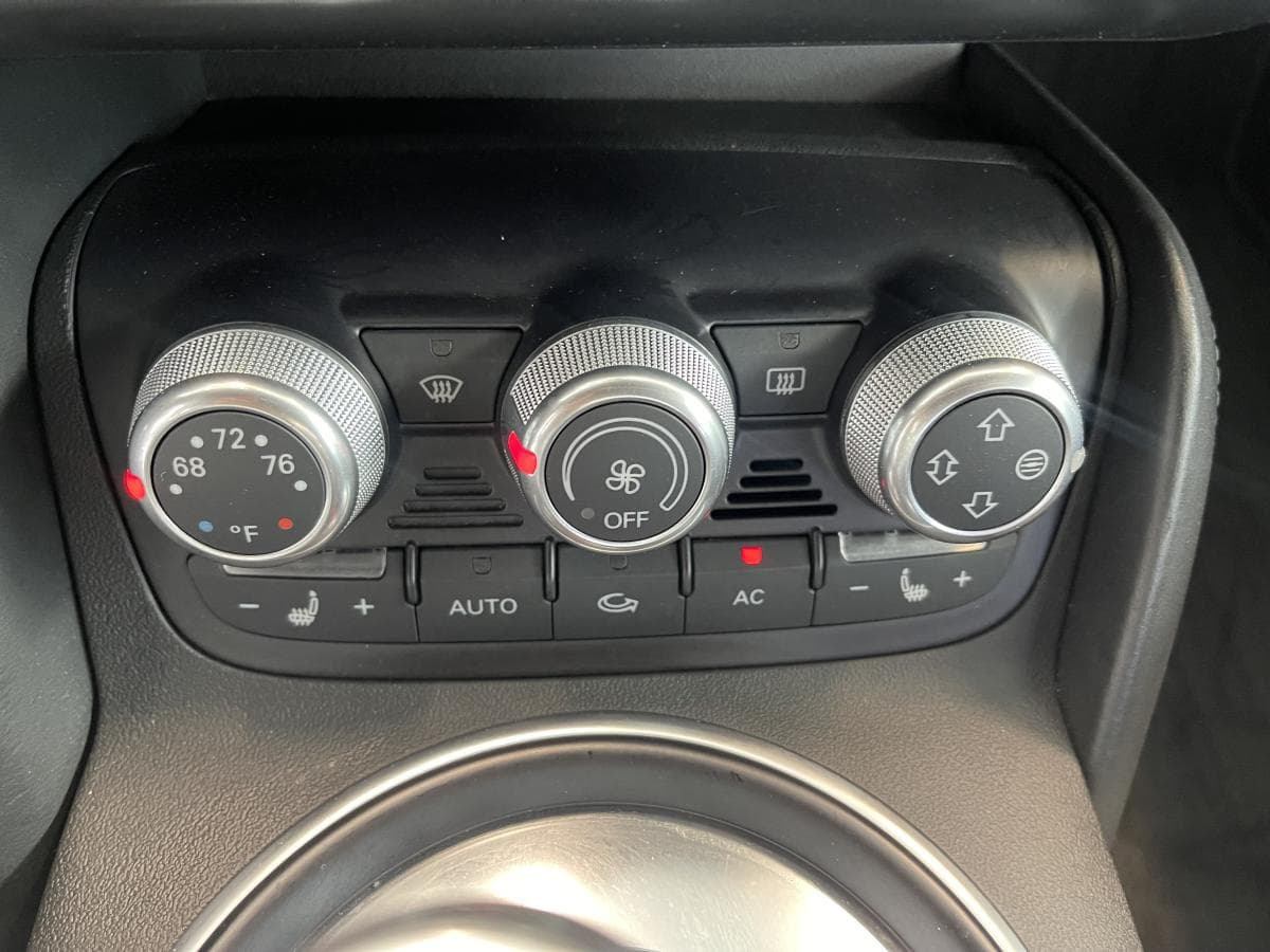 Audi R8 2008 — photo 14
