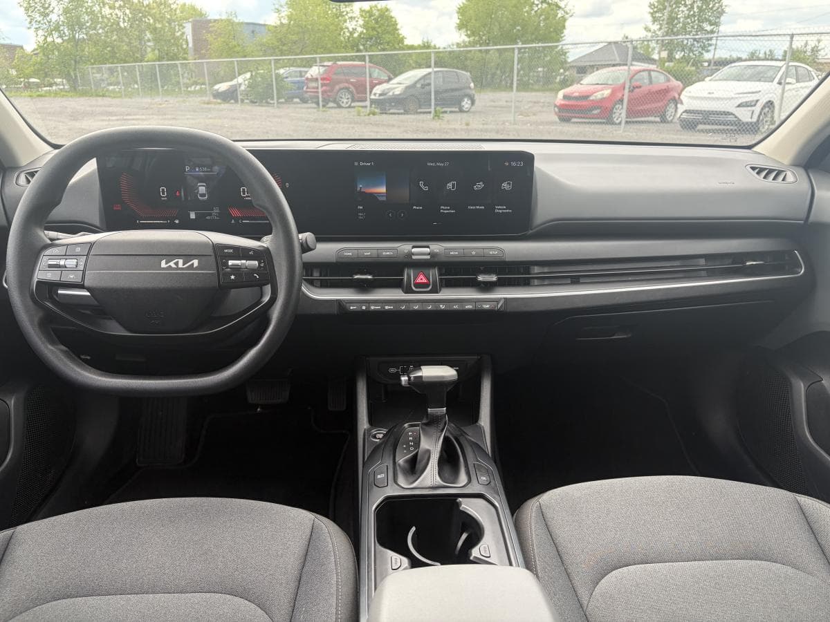 Kia K4 2025 — photo 9