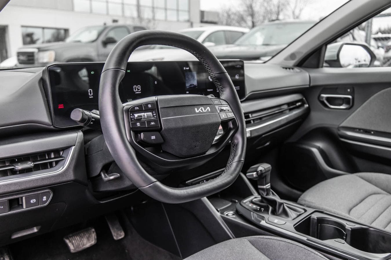 Kia K4 2025 — photo 11