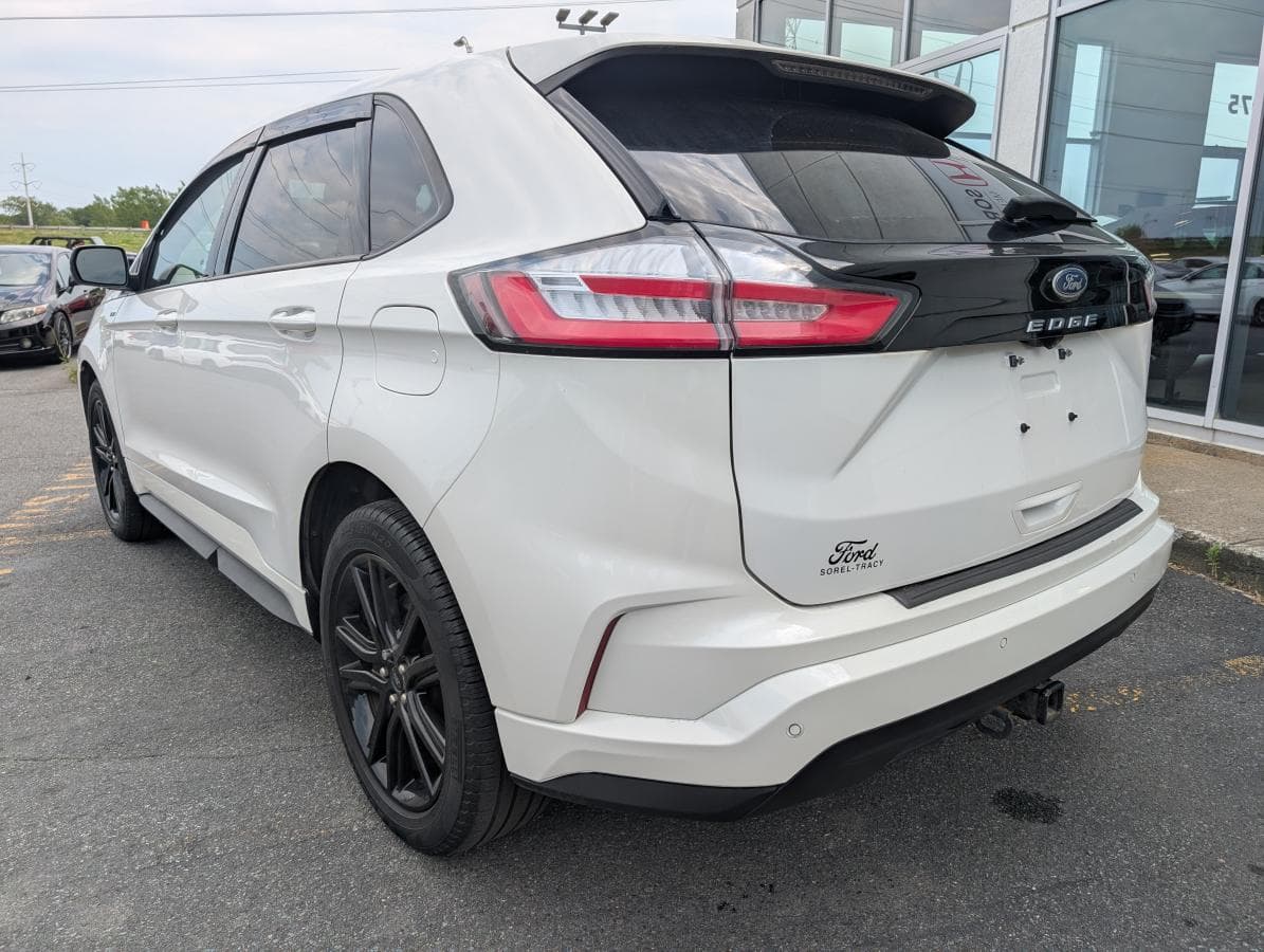 Ford Edge 2023 — photo 4