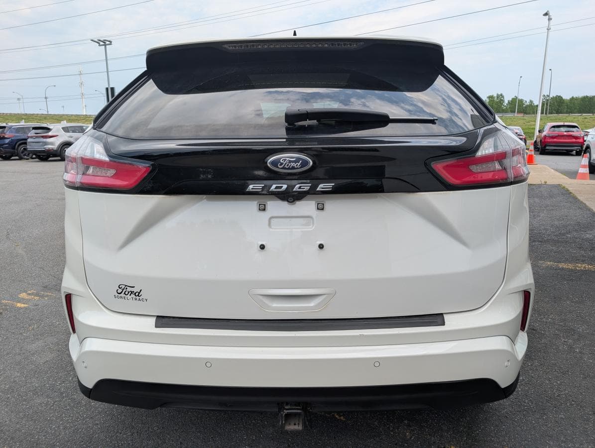 Ford Edge 2023 — photo 5