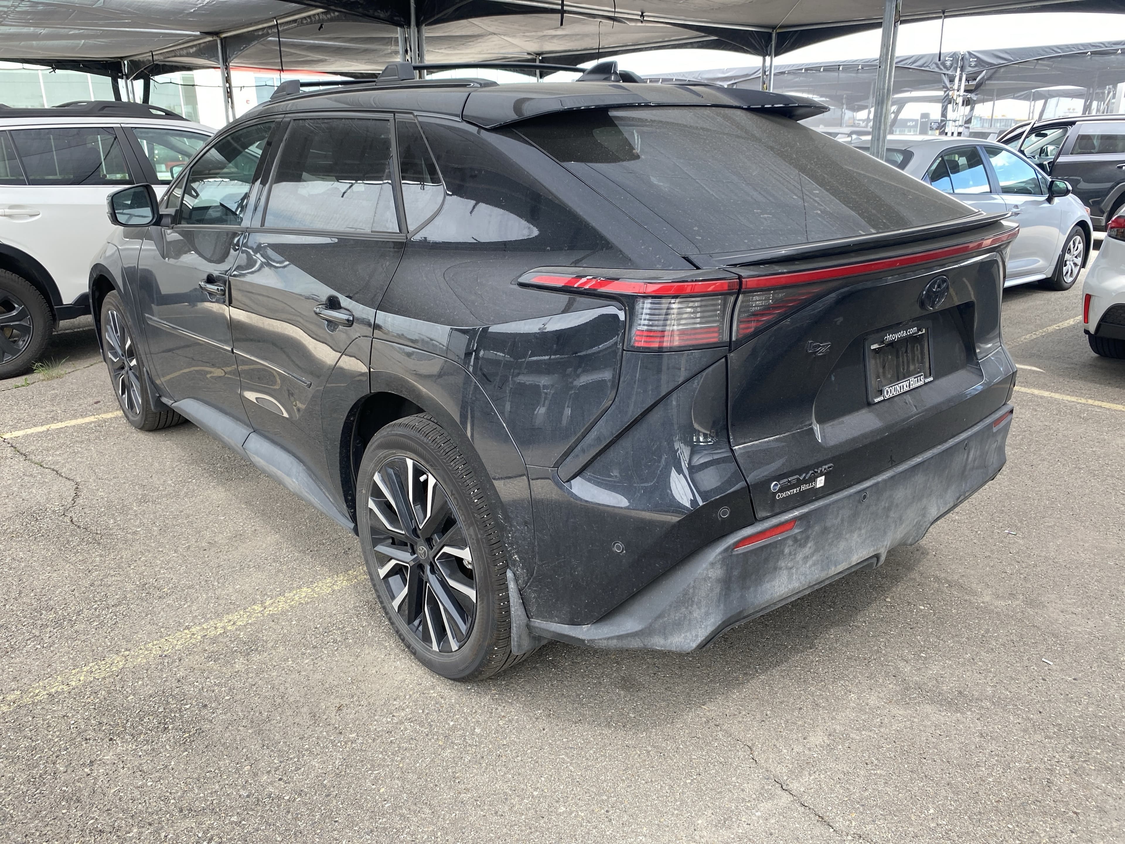 Toyota bZ Limited 2026 — photo 3