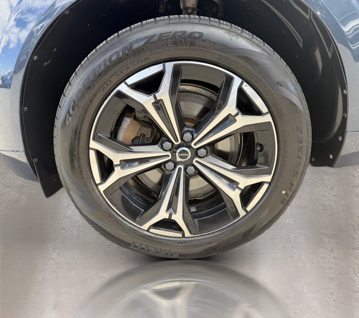Volvo XC60 2022 — photo 7