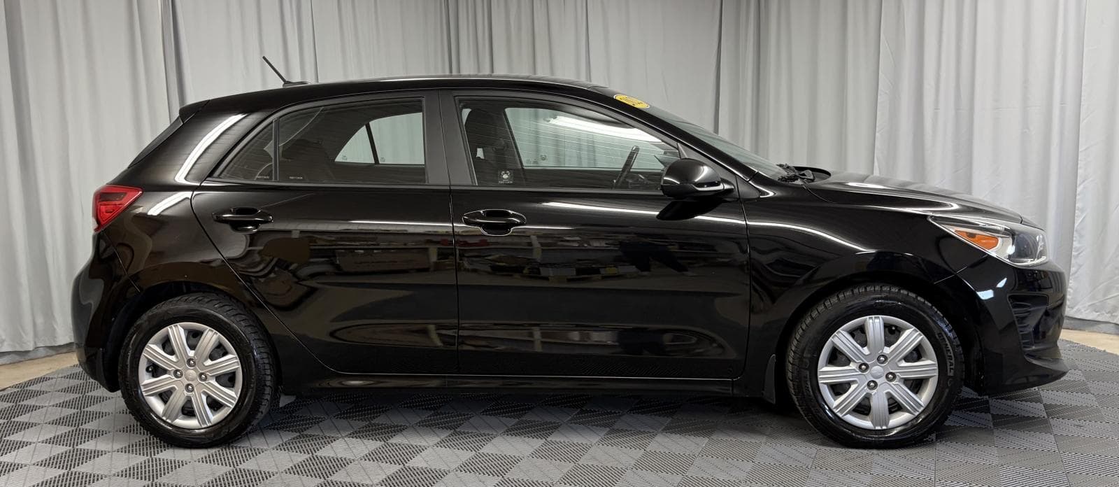 Kia Rio5 2022 — photo 7