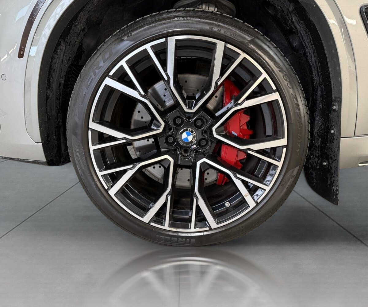 BMW X5 M 2023 — photo 7