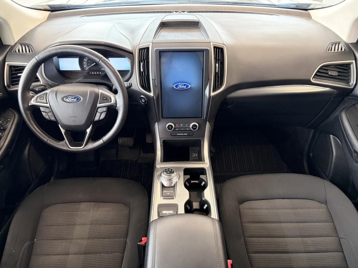 Ford Edge 2022 — photo 9