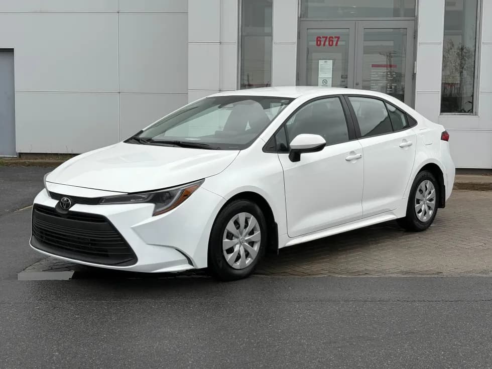 Toyota Corolla 2023 — photo 2