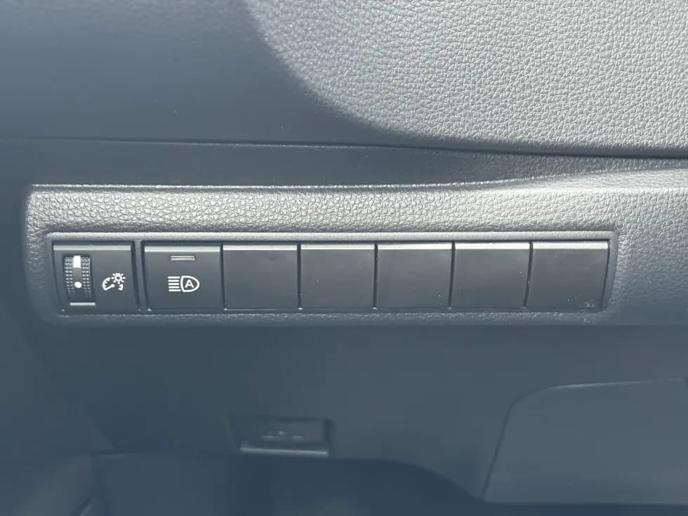 Toyota Corolla 2023 — photo 7