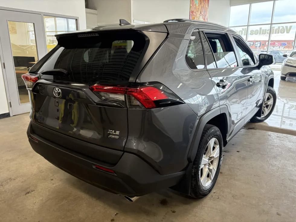 Toyota RAV4 2021 — photo 6