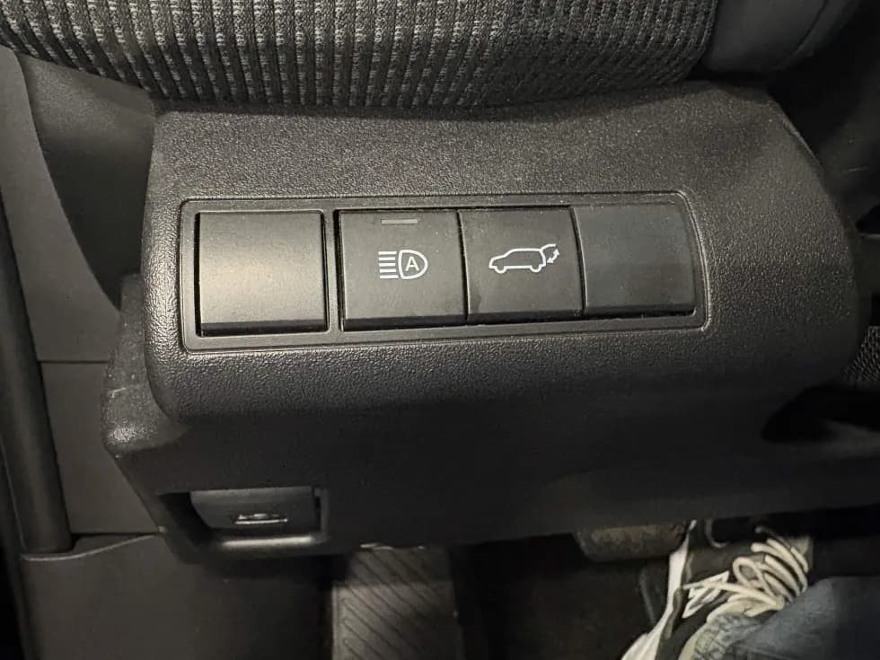 Toyota bZ 2023 — photo 8